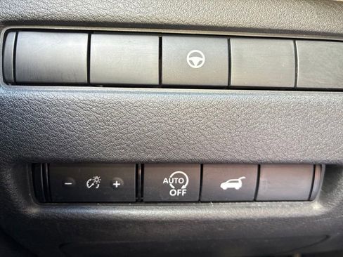 Certified 2024 Nissan Rogue SV w/ SV Premium Package AWD/4WD image 22