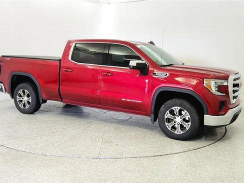 Used 2019 GMC Sierra 1500 SLE w/ X31 Off-Road Package AWD/4WD image 1