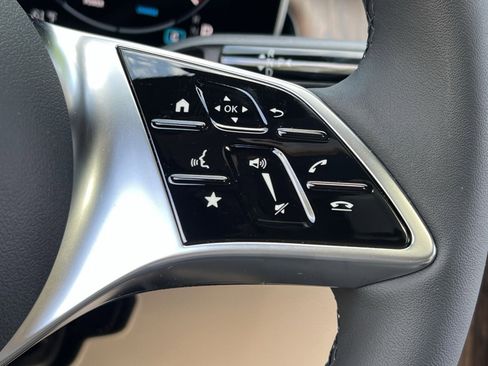 New 2026 Mercedes-Benz GLC 300 4MATIC image 37