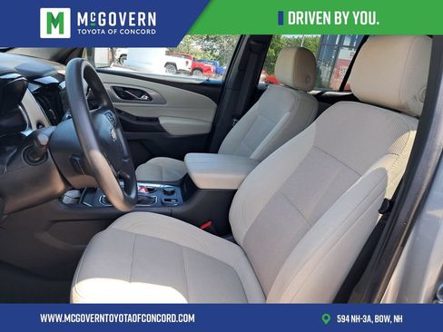 Used 2023 Chevrolet Traverse LS AWD/4WD image 12