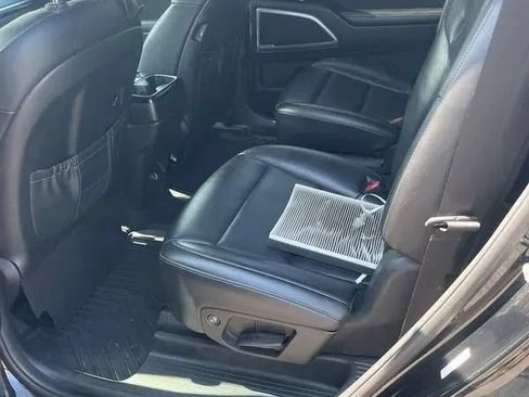 Used 2022 Kia Telluride S AWD/4WD image 23