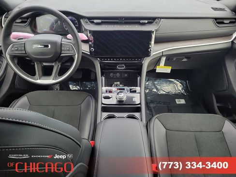 New 2026 Jeep Grand Cherokee Laredo image 14