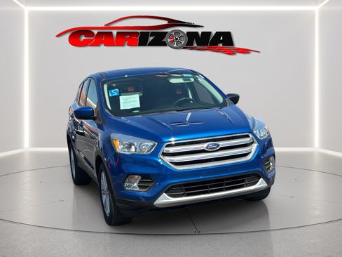 Used 2017 Ford Escape SE FWD image 13