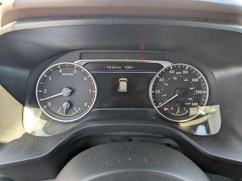 Used 2023 Nissan Rogue SV AWD/4WD image 25