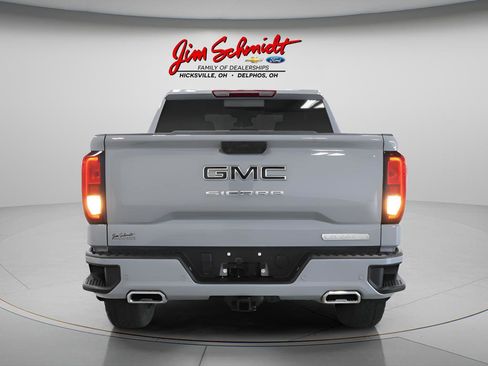 Used 2024 GMC Sierra 1500 Elevation w/ Elevation Premium Package AWD/4WD image 5