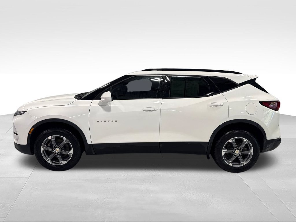 Used 2024 Chevrolet Blazer LT w/ Convenience Package FWD image 46