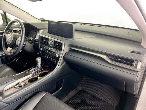 Used 2022 Lexus RX 350L Premium w/ Premium Package image 28