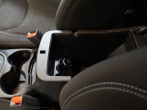 Used 2020 Jeep Cherokee Latitude image 20