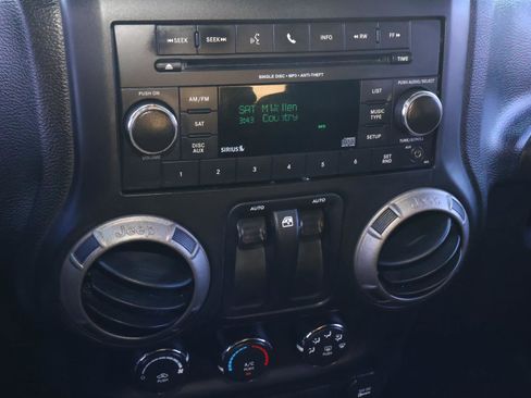 Used 2013 Jeep Wrangler Sport image 23