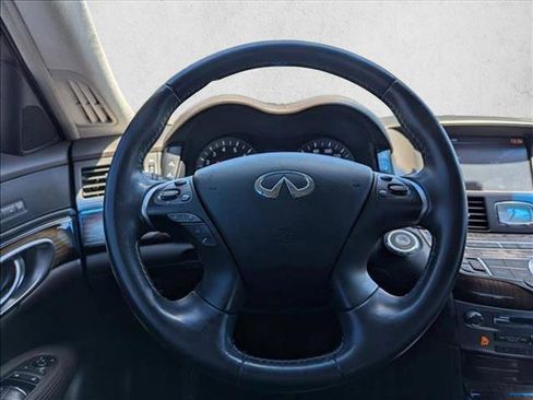 Used 2015 INFINITI Q70 L 3.7 w/ Deluxe Touring Package RWD image 15