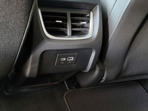 New 2025 Chevrolet Blazer LT image 12