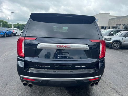 Used 2022 GMC Yukon Denali AWD/4WD image 2