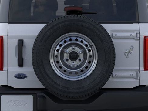 New 2025 Ford Bronco 2-Door image 24