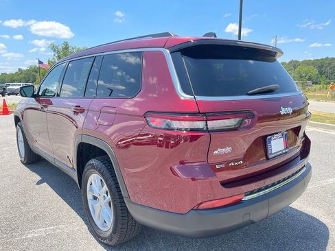 Used 2023 Jeep Grand Cherokee L Laredo w/ Luxury Tech Group I AWD/4WD image 17