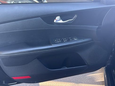 Used 2021 Kia Forte GT-Line image 18