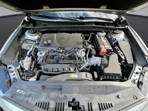Used 2021 Toyota Camry SE FWD image 31