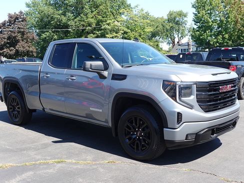 Used 2023 GMC Sierra 1500 Elevation AWD/4WD image 4