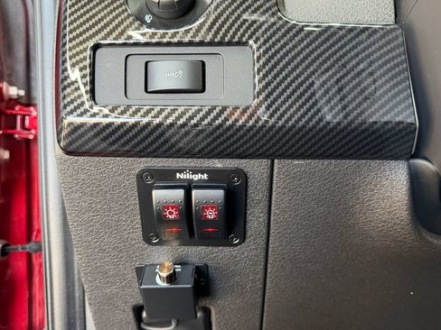 Used 2014 Ford F150 Platinum RWD image 18