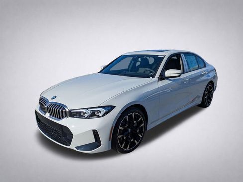 New 2026 BMW 330i xDrive Sedan w/ M Sport Package image 8