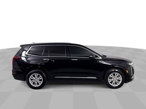 Used 2023 Cadillac XT6 Luxury image 16