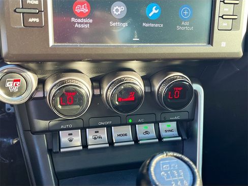 Used 2023 Toyota GR86 Premium w/ ALL Weather Mat Package (TMS) image 15