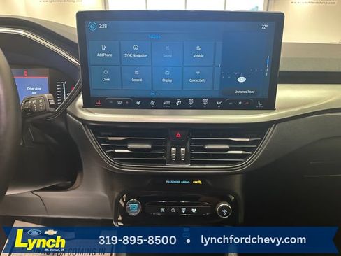 Used 2023 Ford Escape Active w/ Tech Pack #1 AWD/4WD image 12