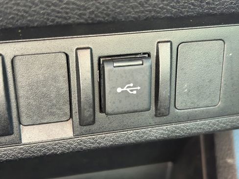 Used 2023 Toyota Tacoma SR image 27