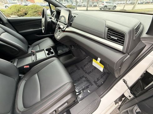 New 2026 Honda Odyssey Sport-L image 40