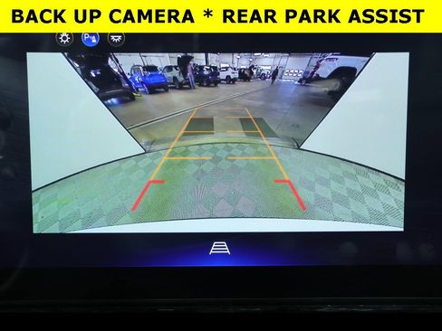 Used 2026 Chevrolet Equinox LT w/ Convenience Package II image 11