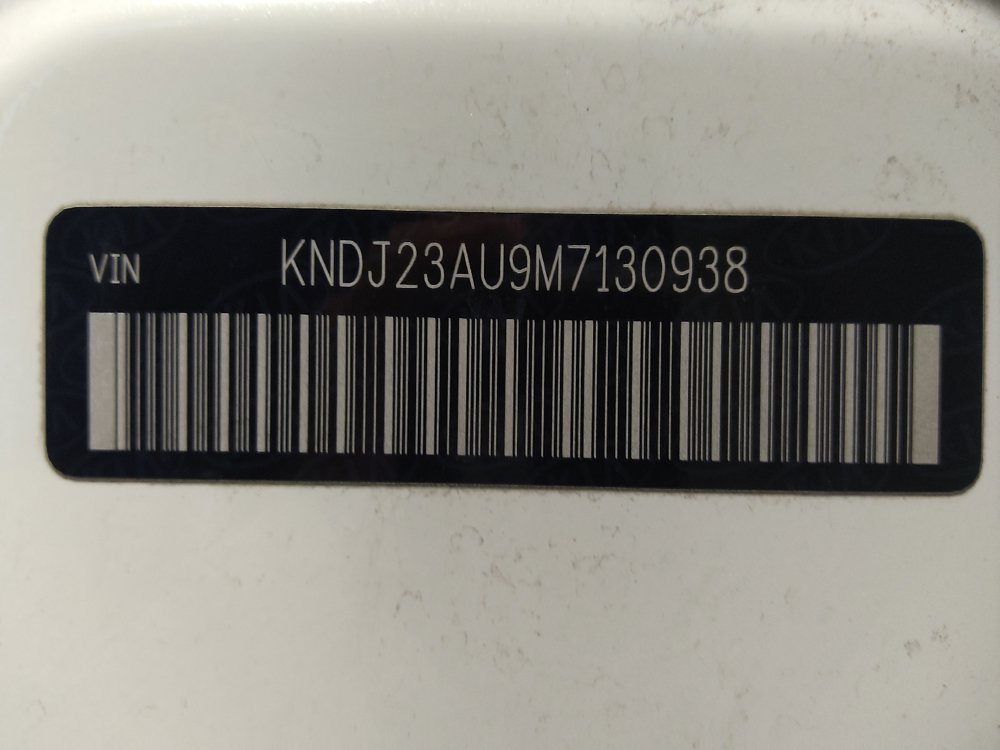 Used 2021 Kia Soul LX FWD image 33