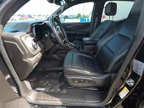 Used 2023 Chevrolet Colorado LT w/ LT Convenience Package III RWD image 7