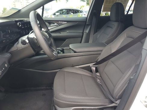 Used 2026 Chevrolet Blazer EV LT w/ Midnight/Sport Edition image 17