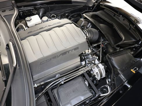 Used 2019 Chevrolet Corvette Grand Sport RWD image 38