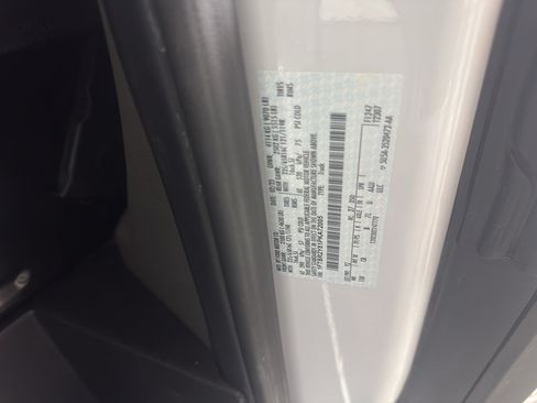 Used 2023 Ford Transit 250 Low Roof AWD image 11