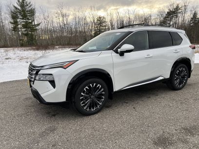 New 2026 Nissan Rogue Platinum
