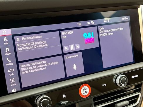 Certified 2026 Porsche Macan AWD/4WD image 15