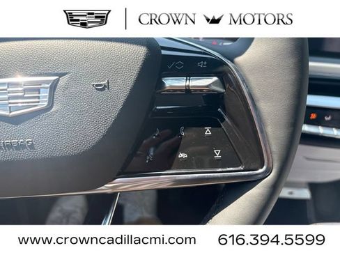 New 2026 Cadillac Lyriq Luxury AWD/4WD image 16