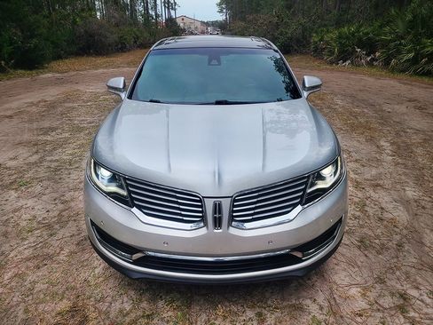 Used 2017 Lincoln MKX Reserve image 2
