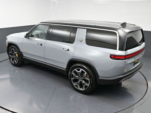 Used 2022 Rivian R1S Launch Edition image 44