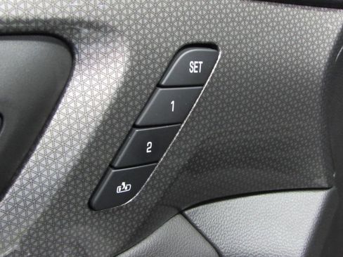 Used 2023 Chevrolet Traverse Premier w/ Redline Edition FWD image 23
