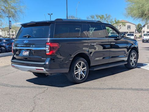 Used 2024 Ford Expedition Max Limited image 3