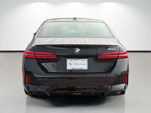 New 2027 BMW 530i w/ M Sport Package RWD image 4