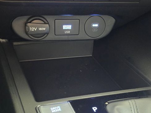 Used 2026 Hyundai Elantra SE FWD image 28
