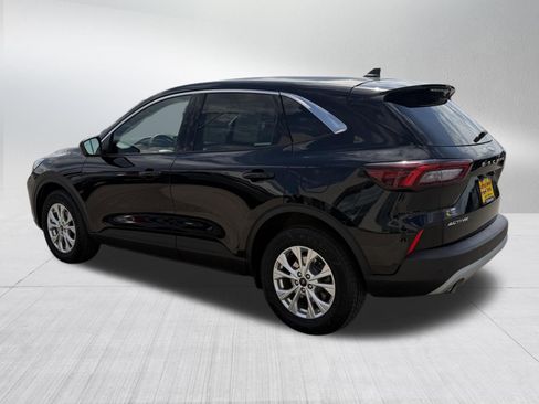 Certified 2023 Ford Escape Active w/ Tech Pack #2 AWD/4WD image 5