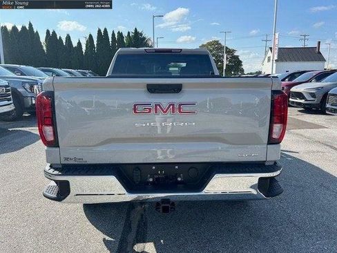 New 2026 GMC Sierra 1500 SLE image 5