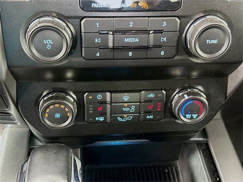 Used 2019 Ford F150 XLT w/ Equipment Group 302A Luxury image 16