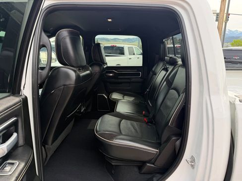 Used 2022 RAM 2500 Laramie AWD/4WD image 9