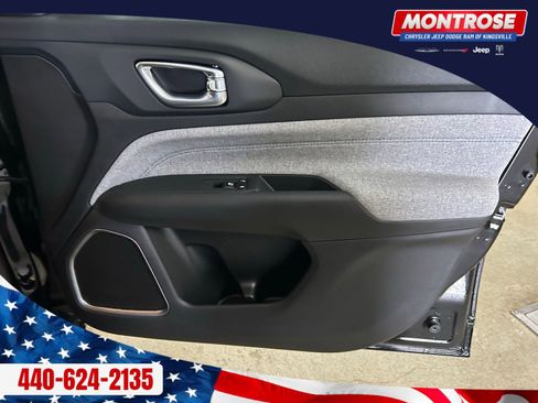 New 2026 Jeep Compass Latitude image 30