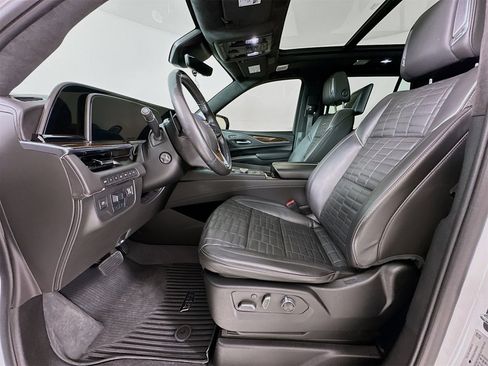 Used 2023 Cadillac Escalade Sport Platinum image 23