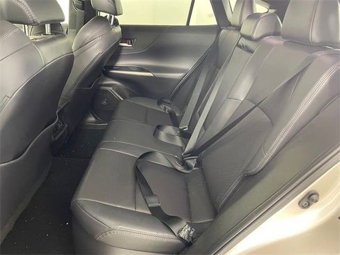 Used 2021 Toyota Venza Limited w/ Advanced Technology Package image 12